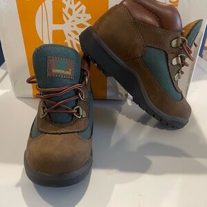 Kids timberland field boots